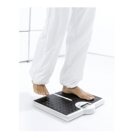 SECA 813 - BILANCIA PESAPERSONE DIGITALE – PORTATA 200 KG – DIVISIONE 100 G – D.M. CE